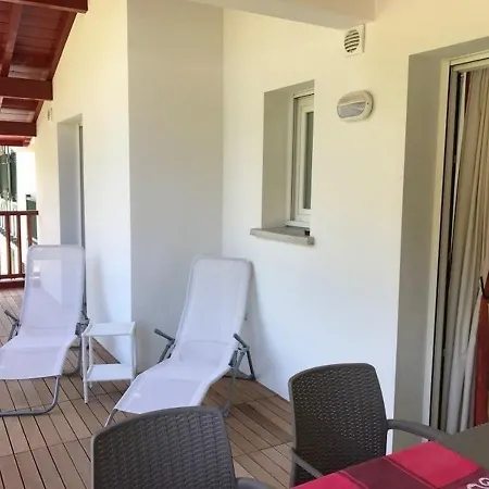 Lauburu A23 - A 400m De La Mer. Apartment